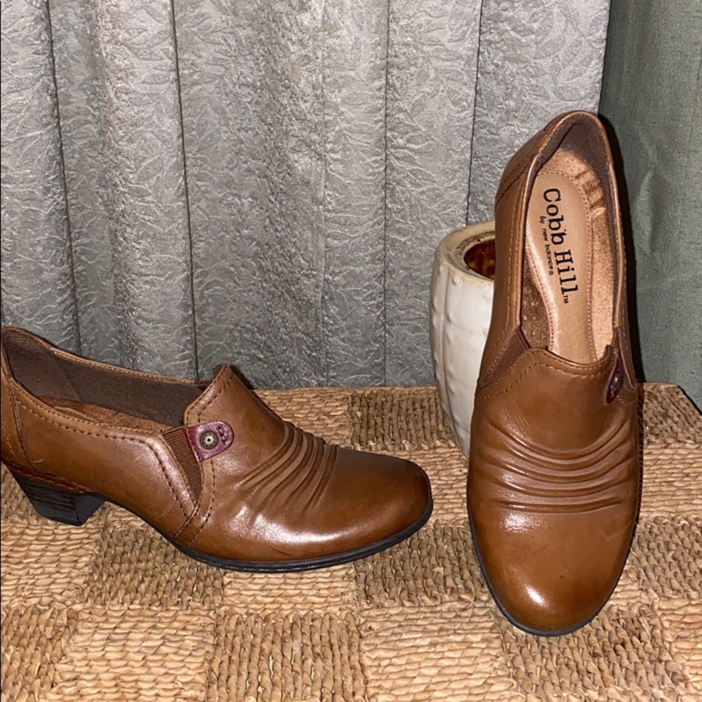 Cobb Hill New Balance Leather Slip On Bootie